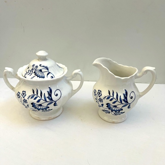 J & G Meakin Other - J & G Meakin LEGATO Creamer AND Sugar Bowl With Top Classic White & Blue England
